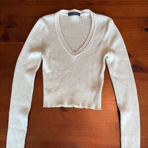 Brandy Melville sweater